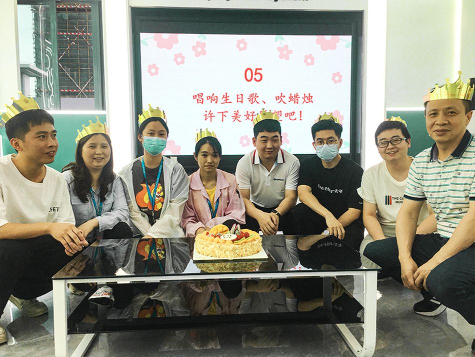 天工测控&微能信息的家人们.jpg 天工测控&微能信息的家人们.jpg