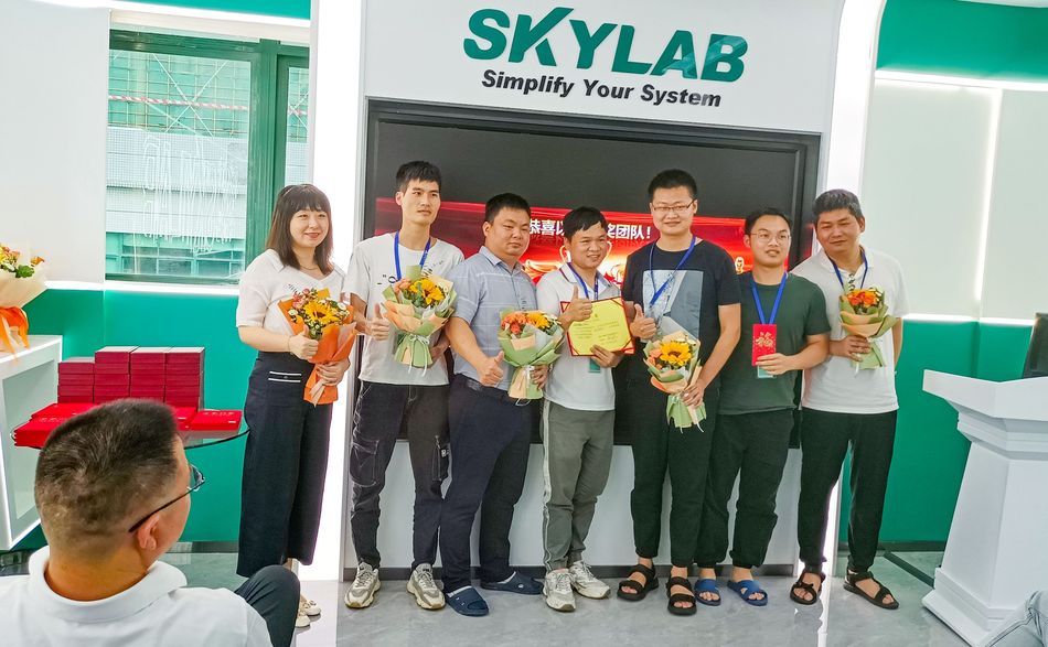 (2)2021年度公司优秀团队-金竹团队获奖-2个优秀团队-1.jpg (2)2021年度公司优秀团队-金竹团队获奖-2个优秀团队-1.jpg